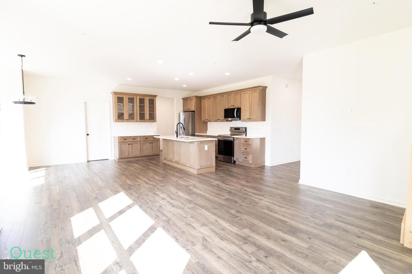 2115 Nuttal Avenue photo 13