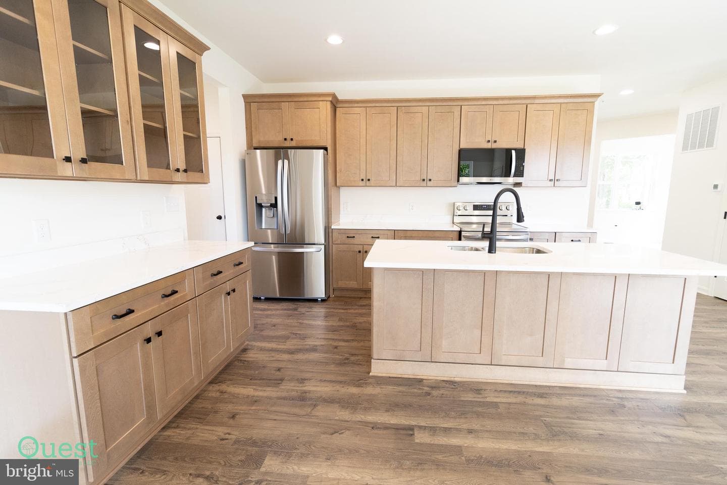 2115 Nuttal Avenue photo 17