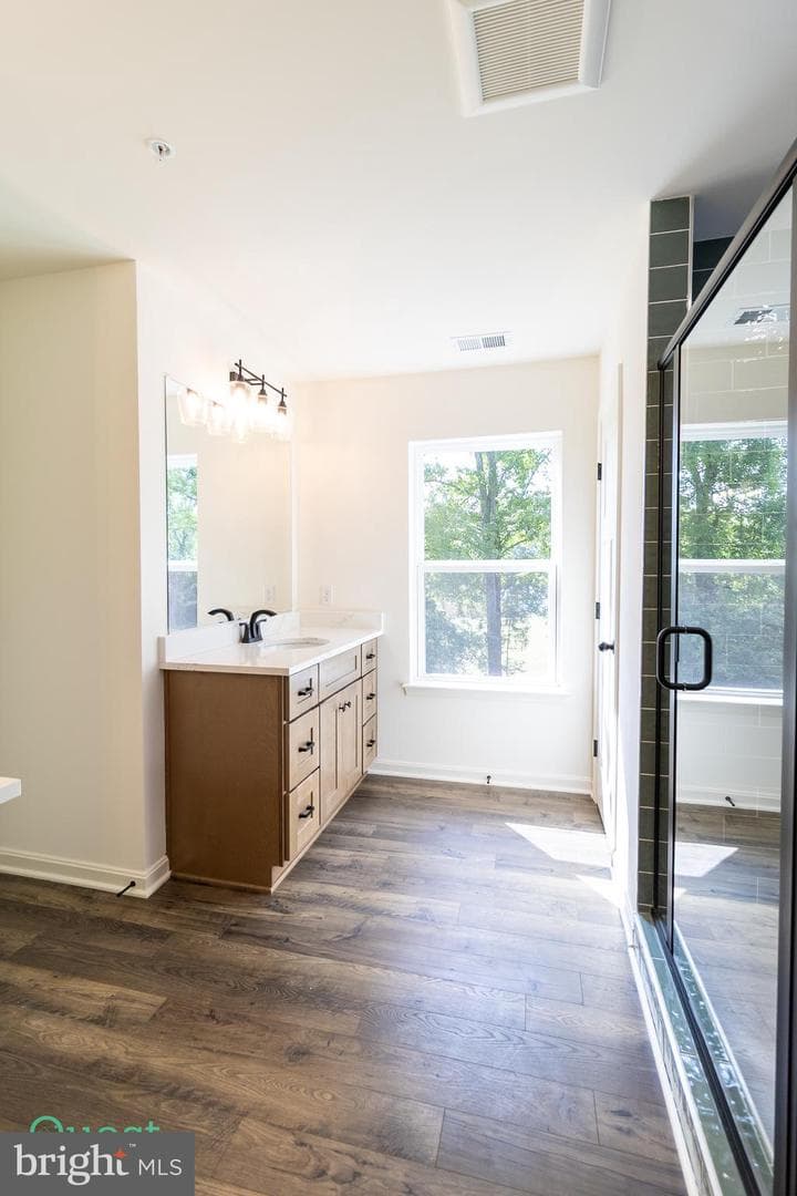 2115 Nuttal Avenue photo 34