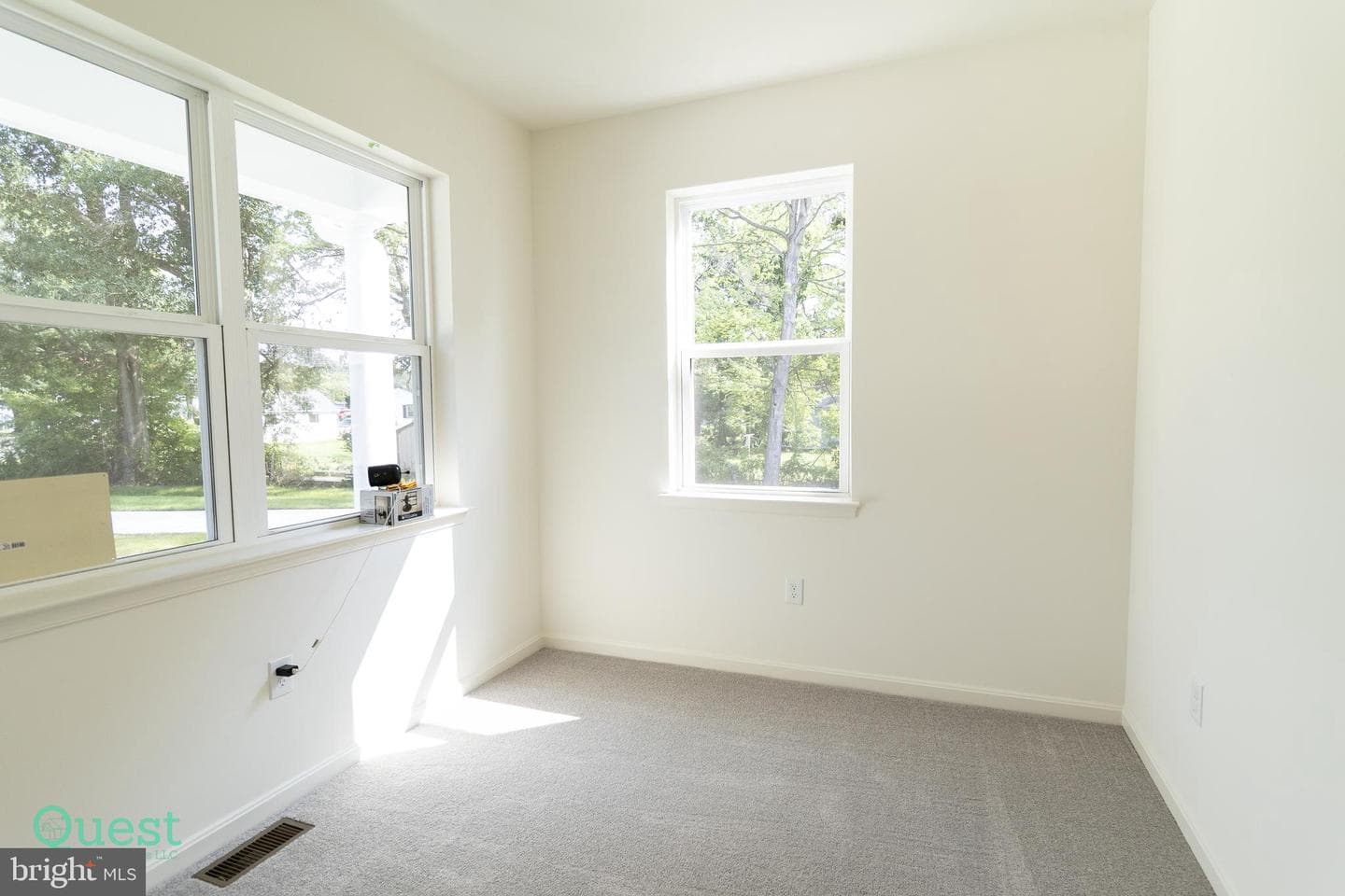 2115 Nuttal Avenue photo 4