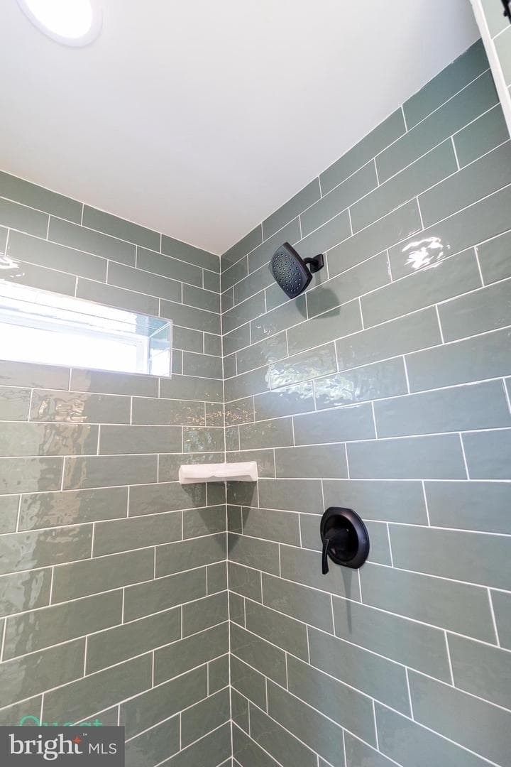 2115 Nuttal Avenue photo 41