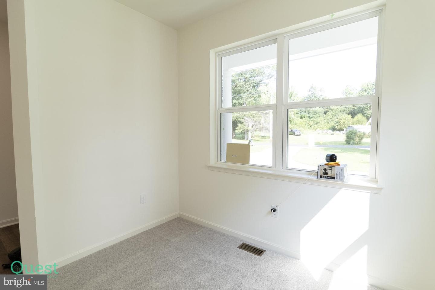 2115 Nuttal Avenue photo 5