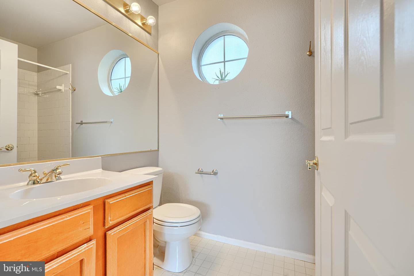 204 Chaucer Lane #204-D photo 22
