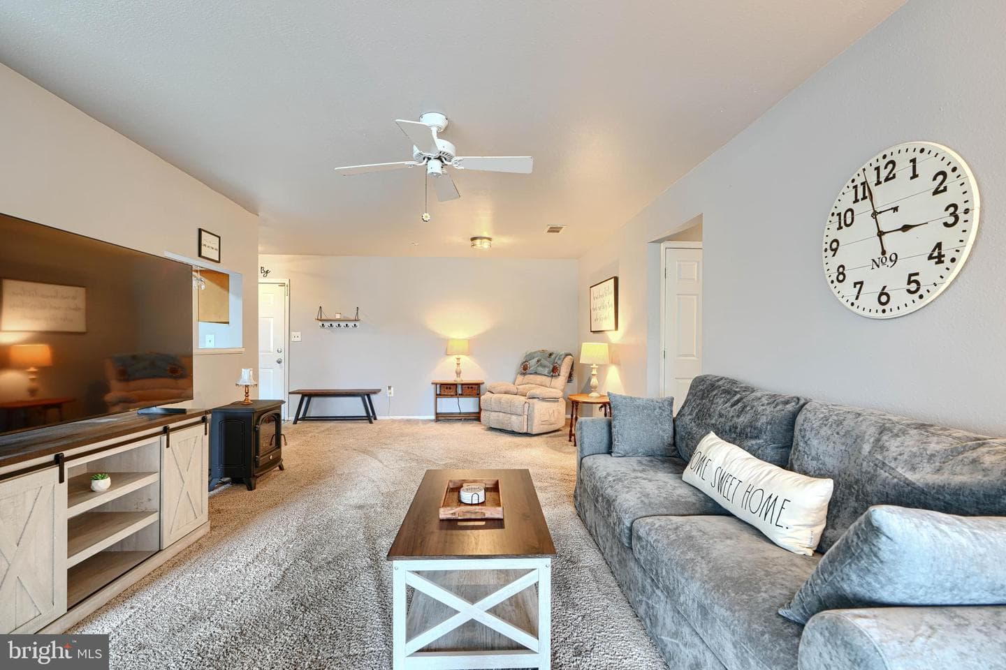 204 Chaucer Lane #204-D photo 6