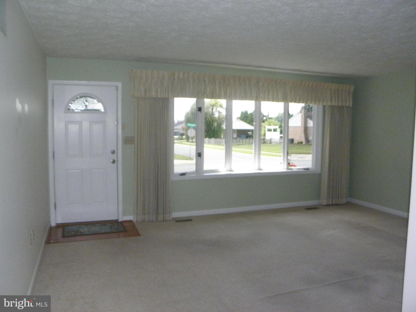 863 Flintlock Drive photo 3