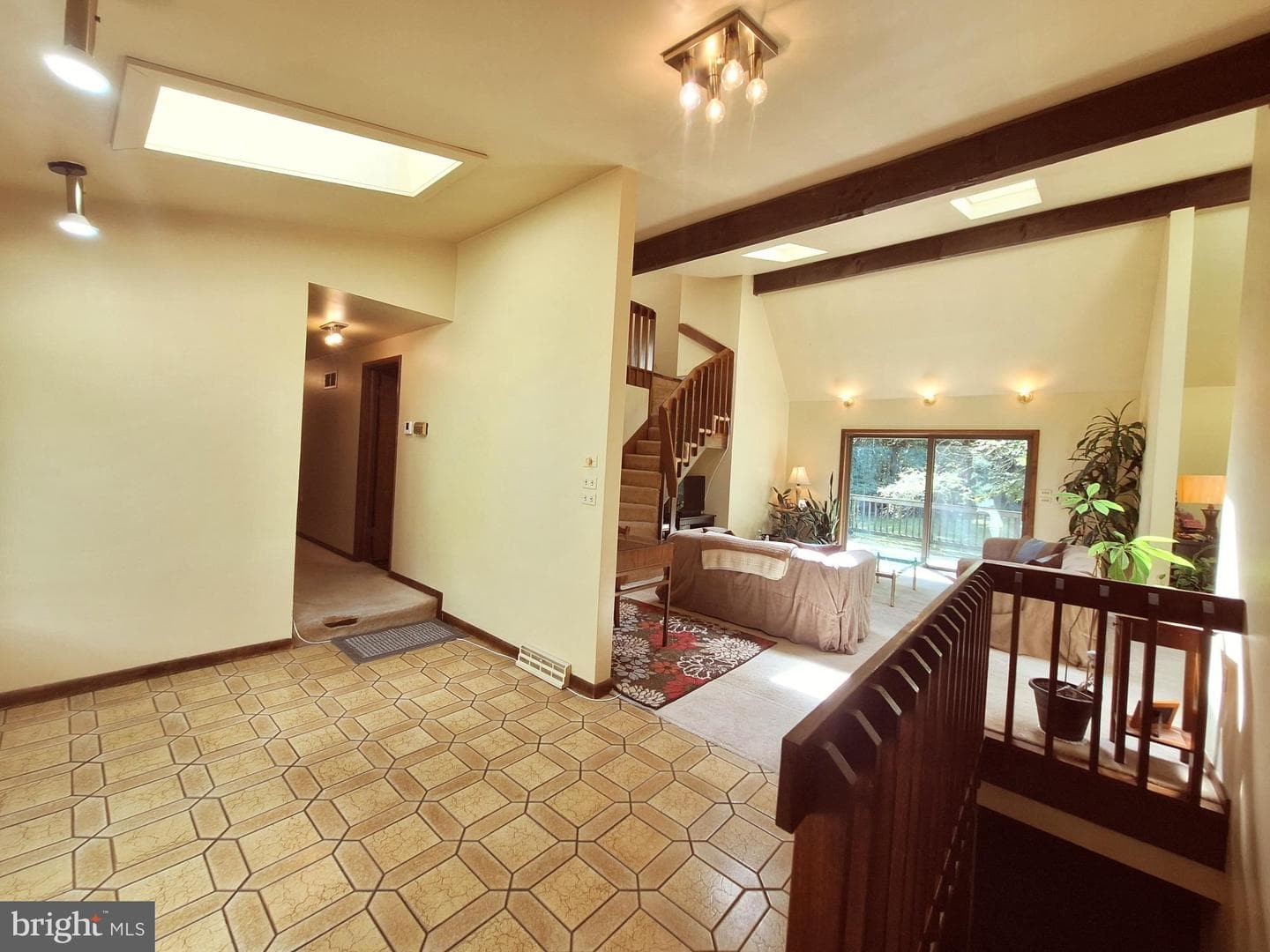 603 E Wheel Road photo 13