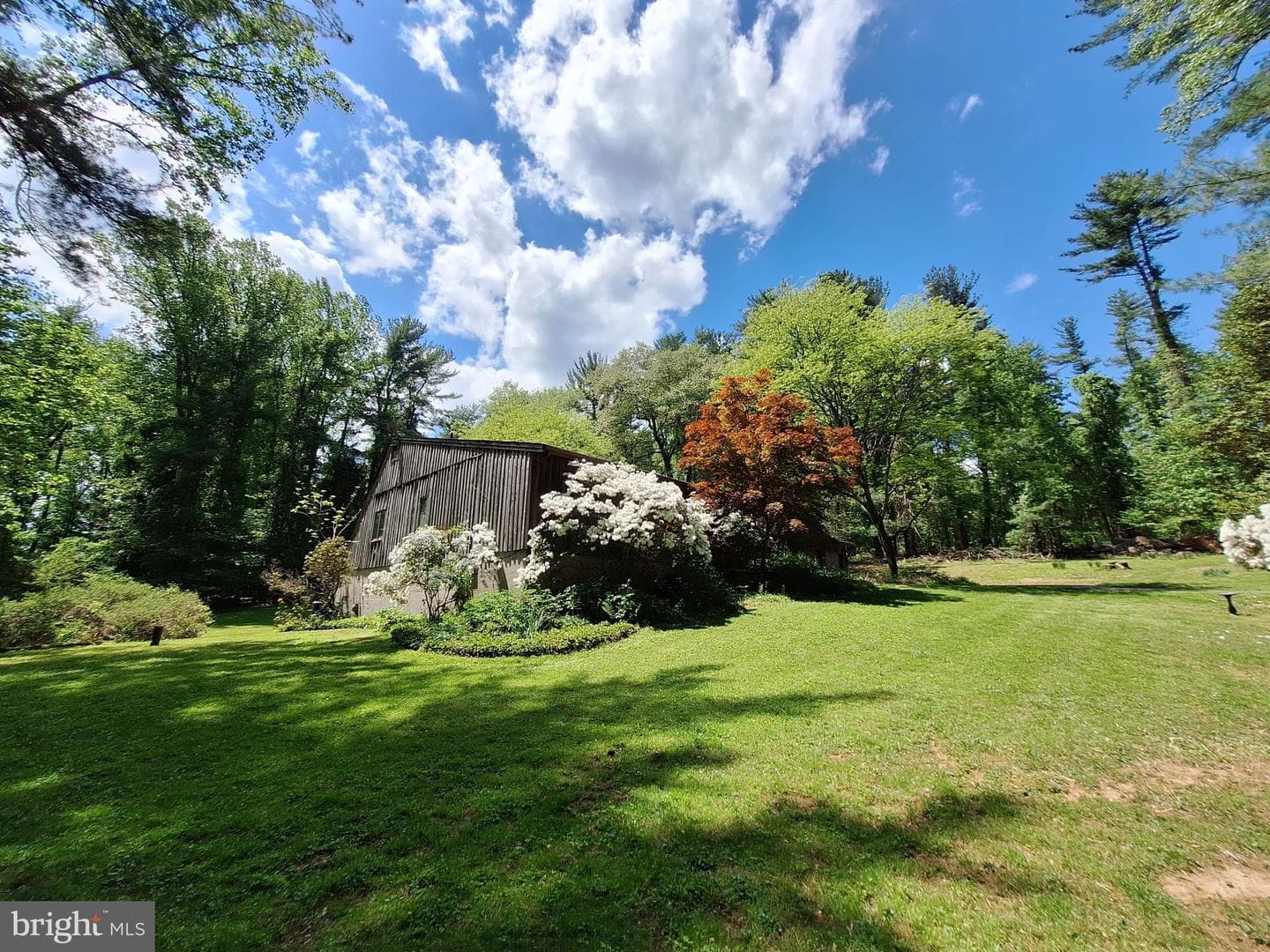 603 E Wheel Road photo 7