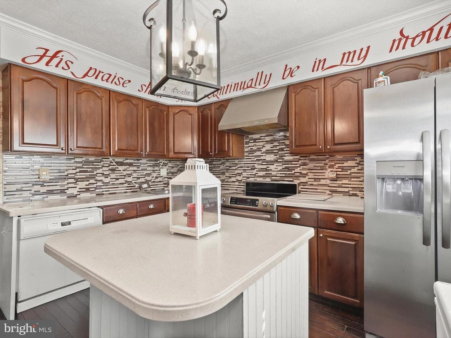2828 Beckon Drive photo 4