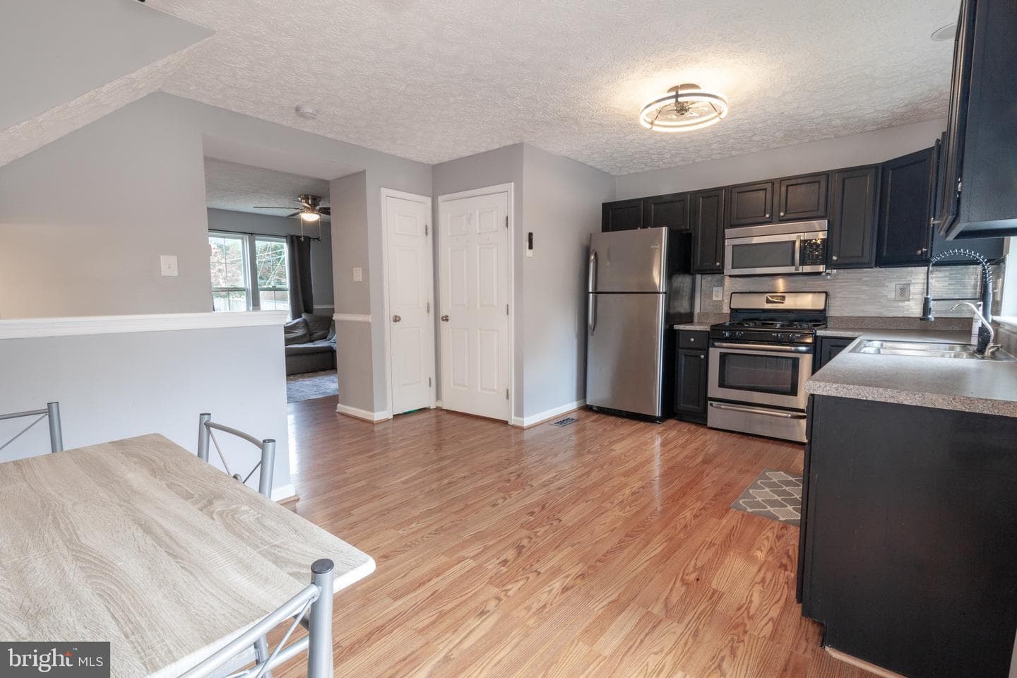 902 Felicia Court photo 10