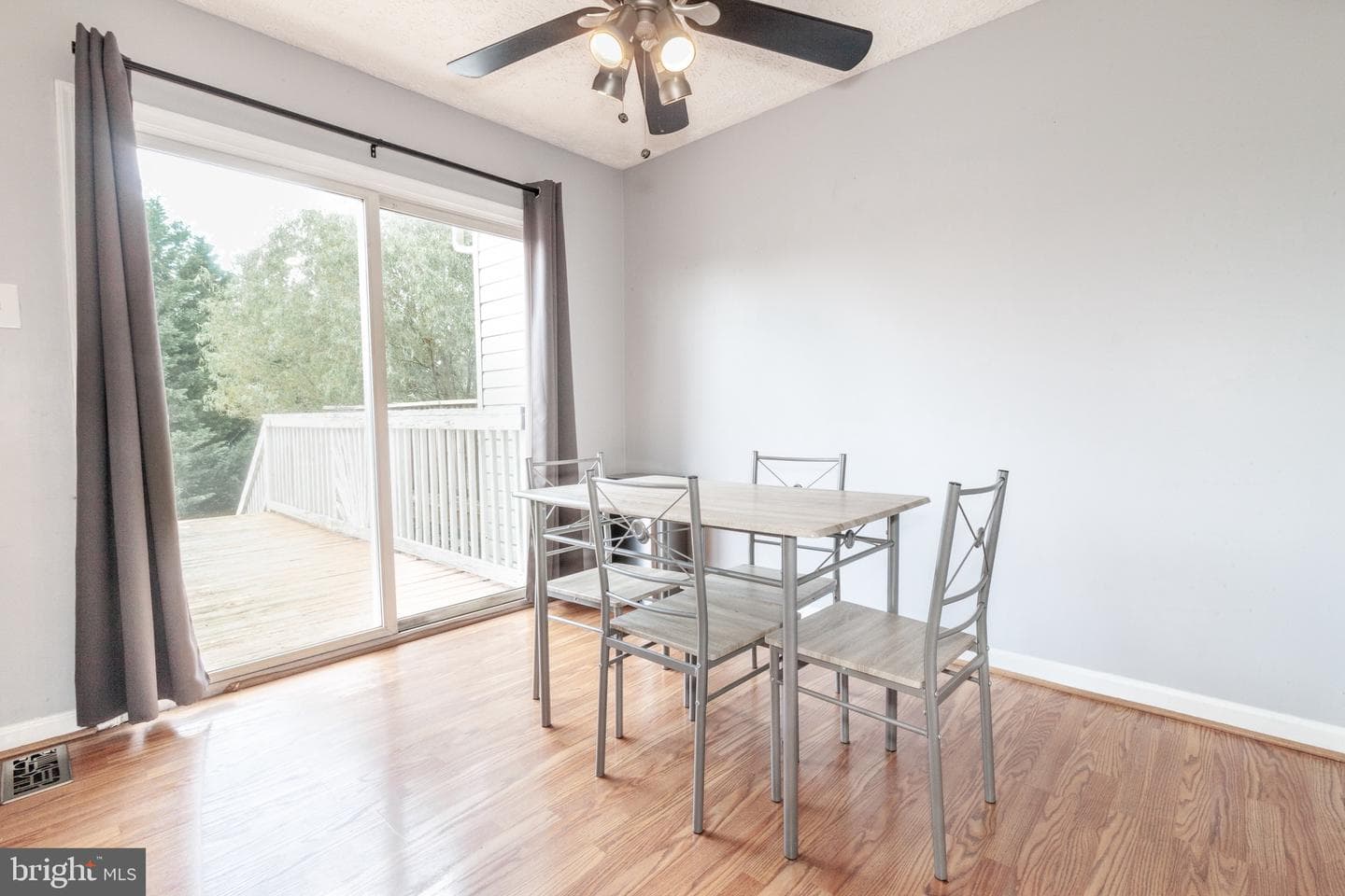902 Felicia Court photo 8