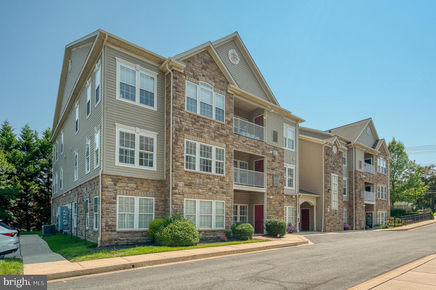610 Moores Mill Road #E photo 19