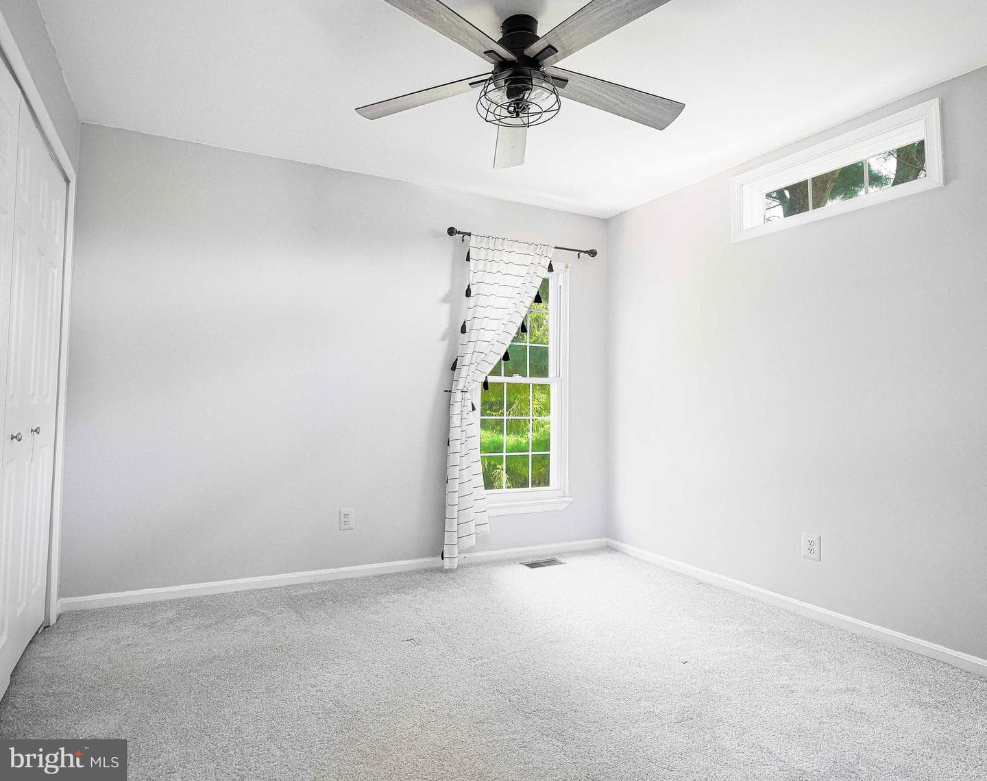 705 N Shamrock Road photo 29