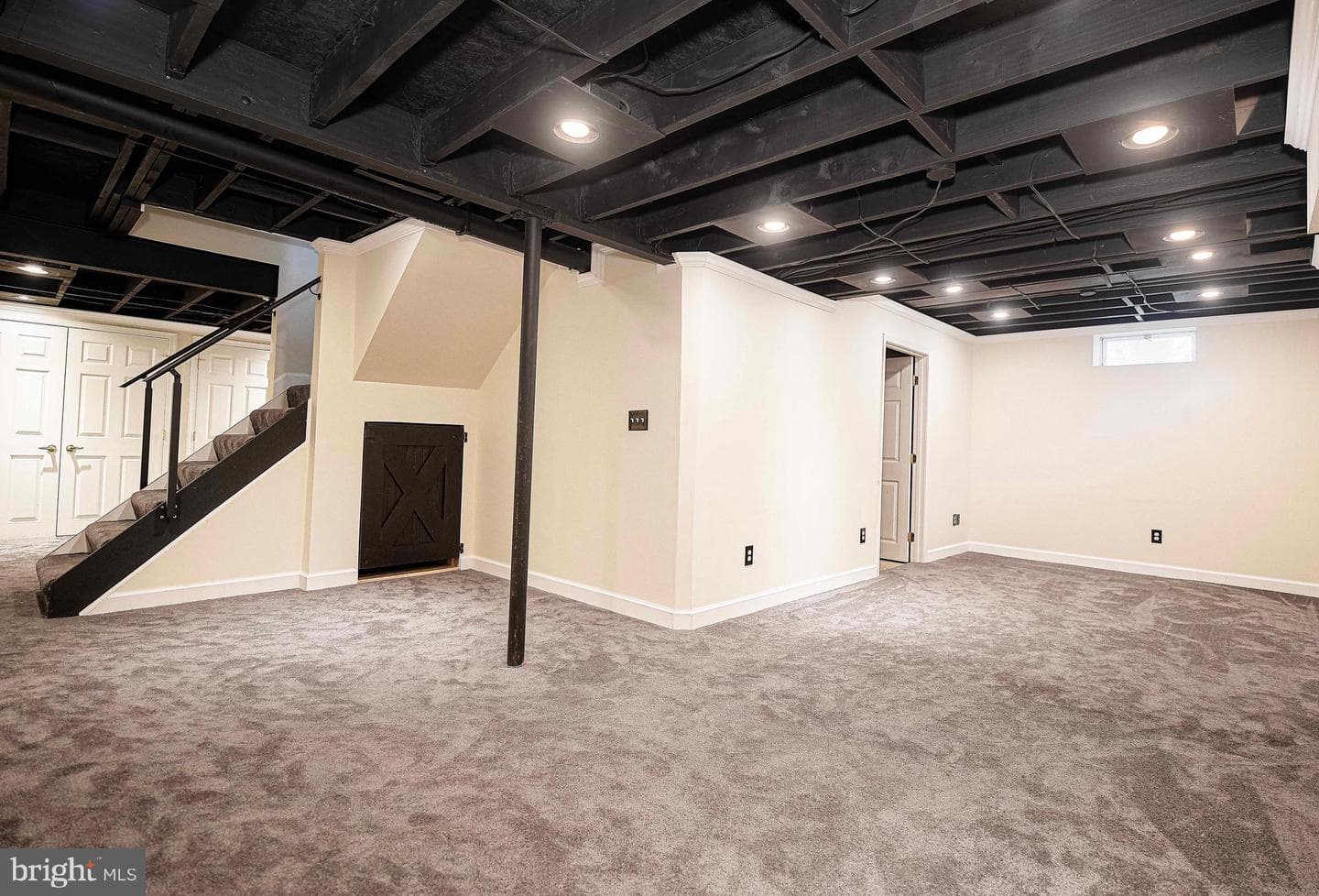 705 N Shamrock Road photo 33