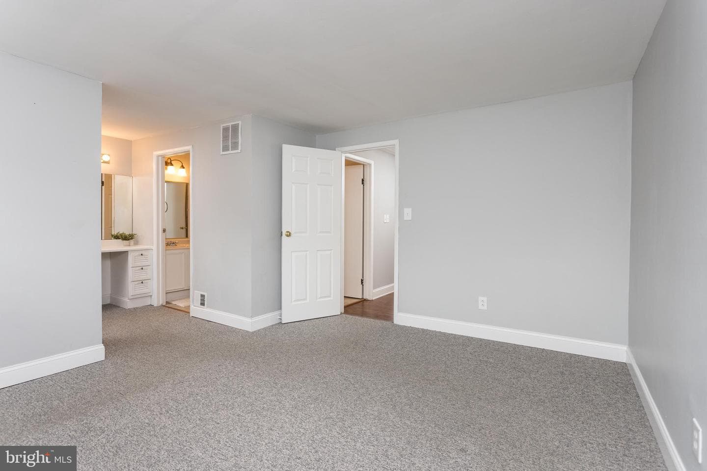 224 Drexel Drive photo 14