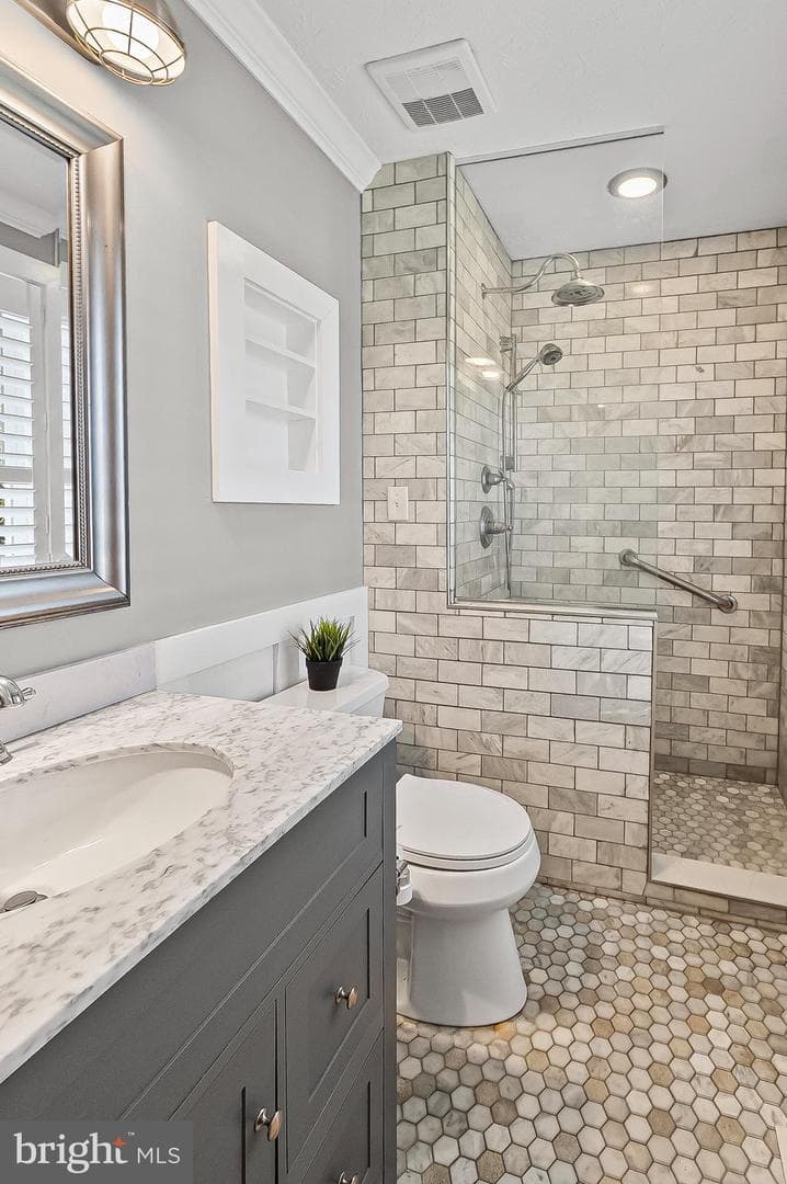 900 Clymer Court photo 35