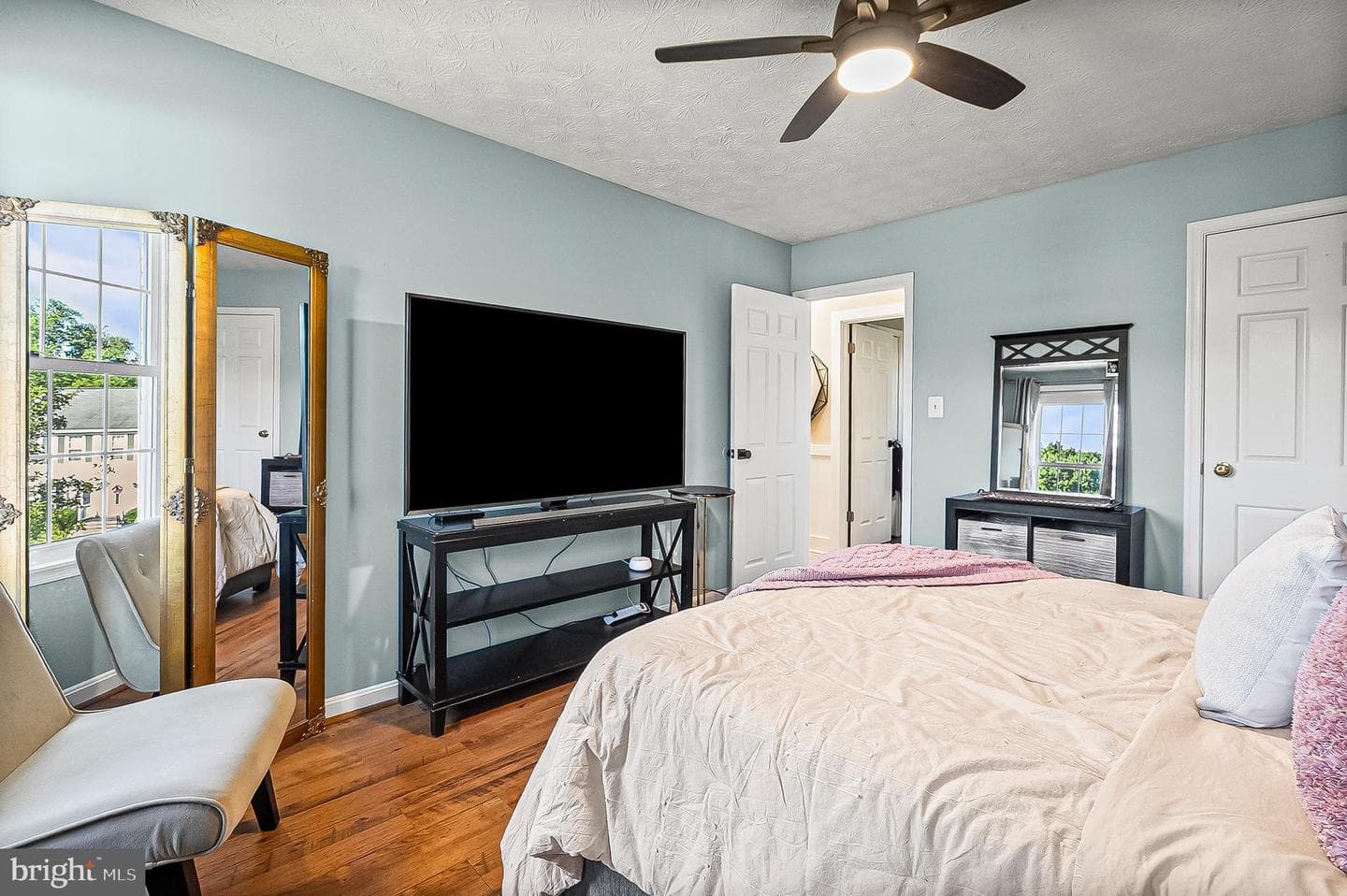 900 Clymer Court photo 39