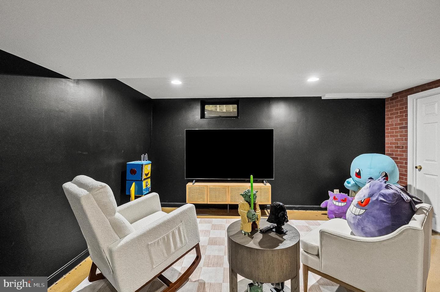 900 Clymer Court photo 43