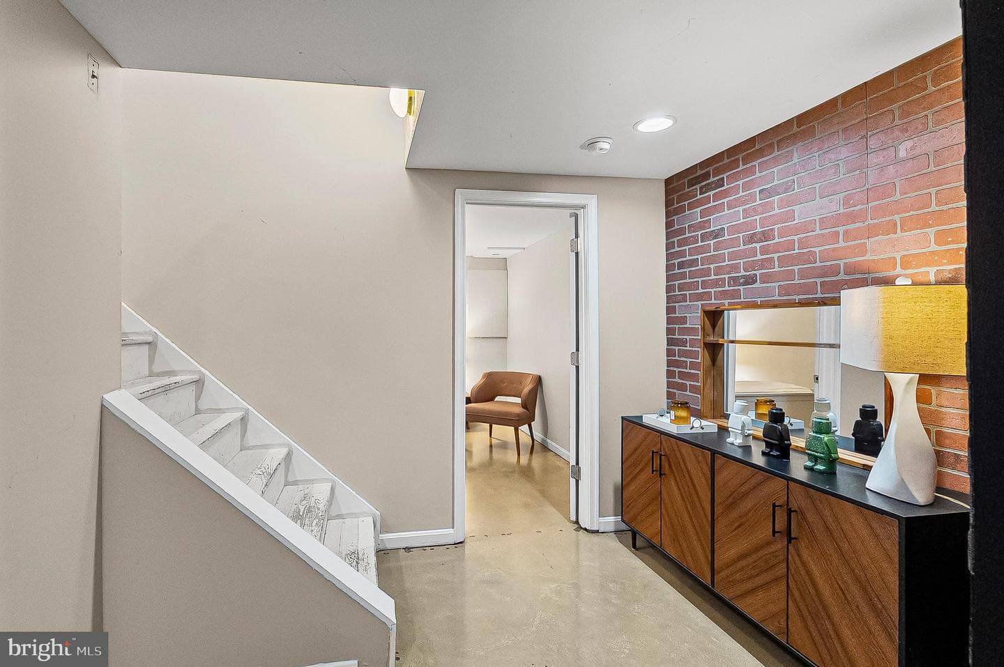 900 Clymer Court photo 48