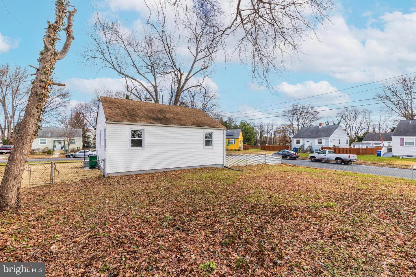 174 Deen Street E photo 25