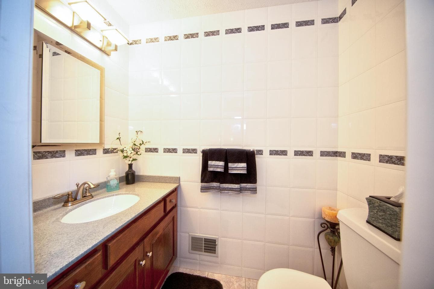 1505 Huntfield Way photo 22