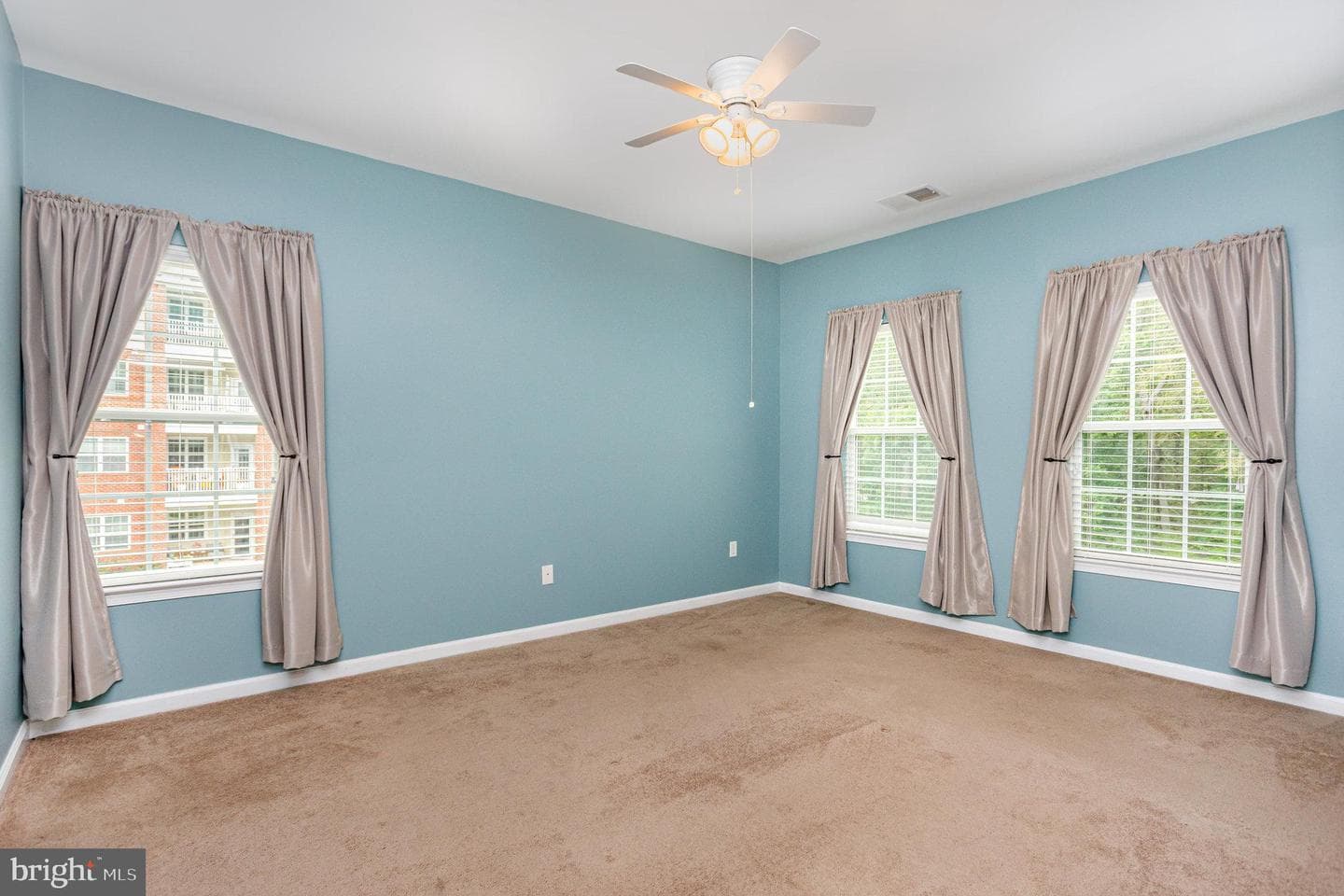 261 Beckenham Circle #204 photo 13