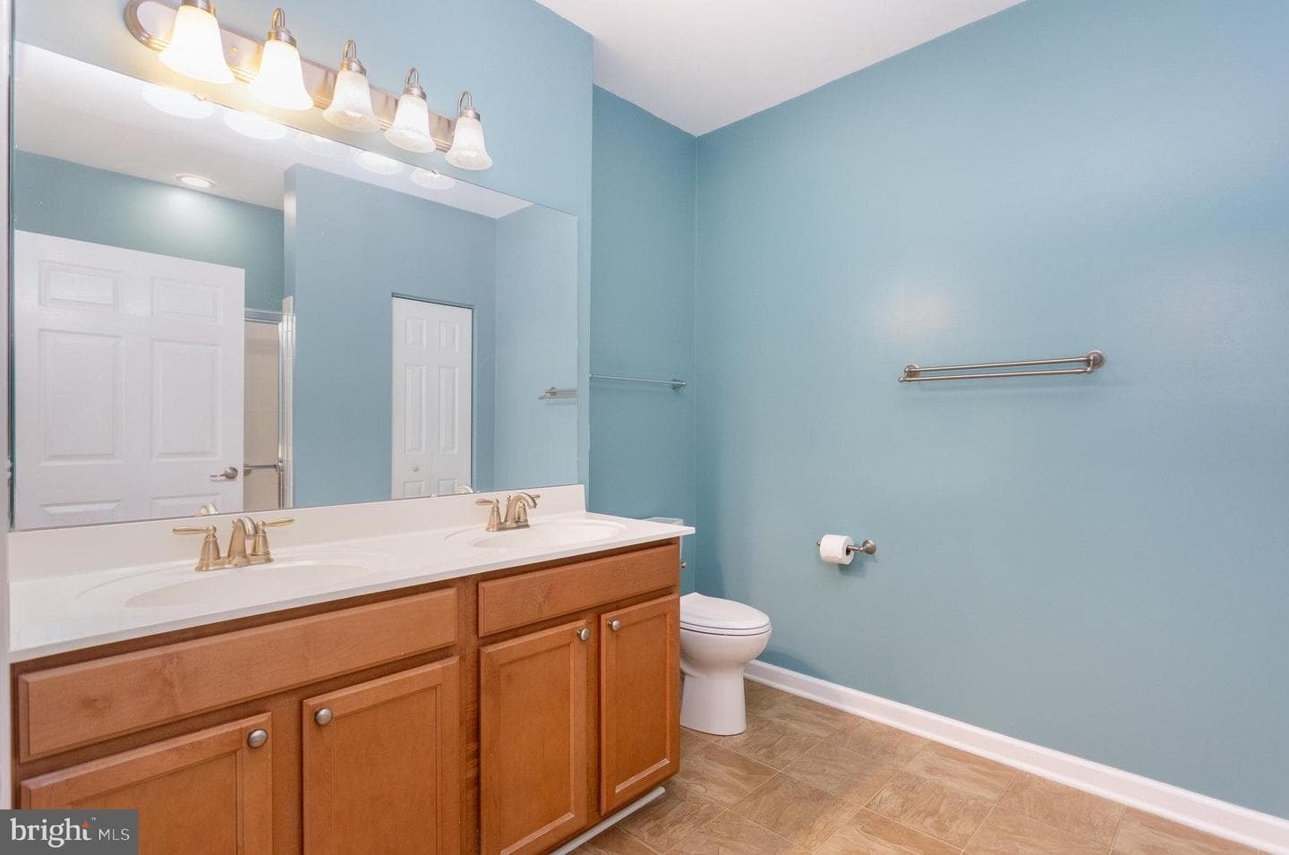 261 Beckenham Circle #204 photo 15