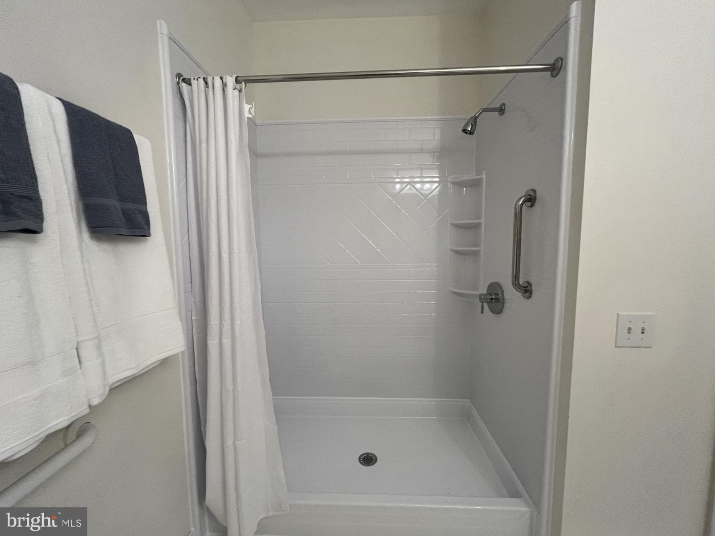 502 Lloyd Place #1 photo 17