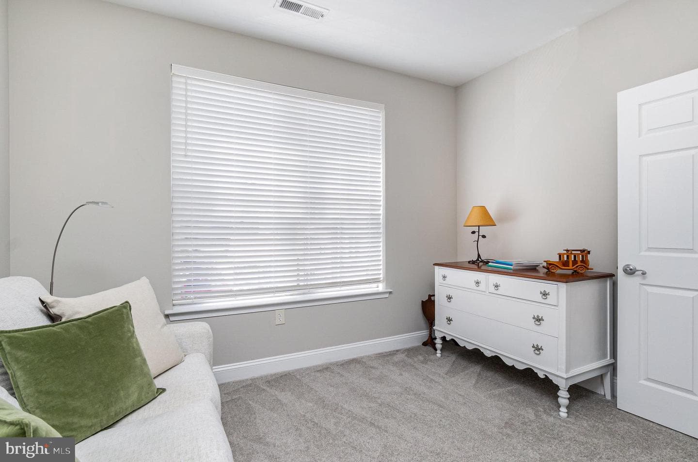 303 Tiree Court #302 photo 14