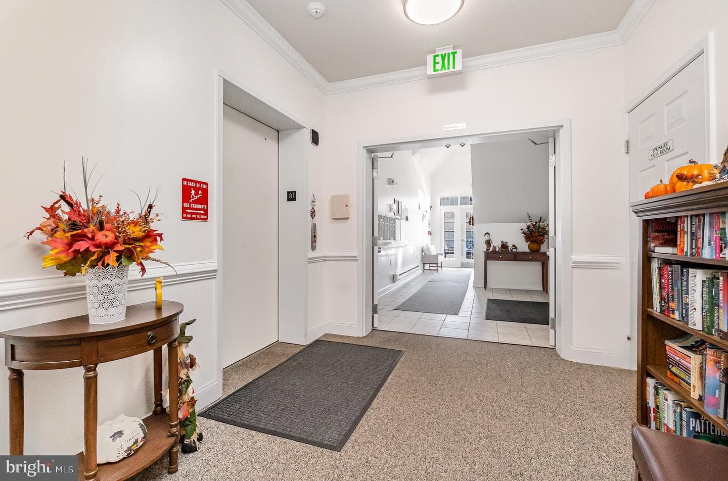 303 Tiree Court #302 photo 3