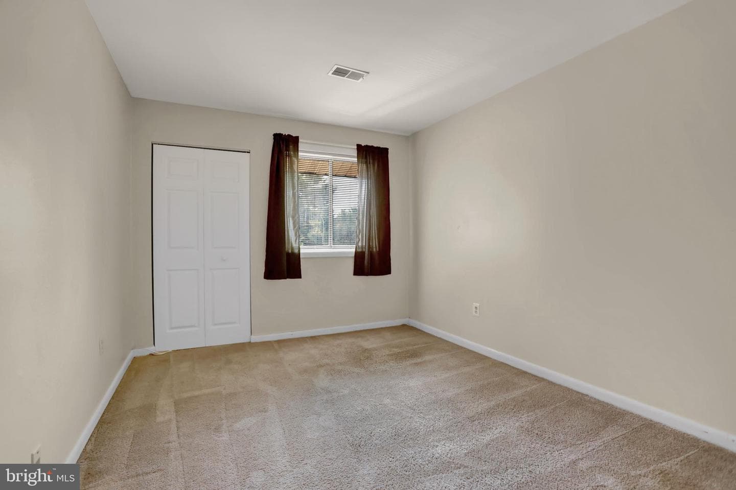 100 Royal Oak Drive #i photo 18