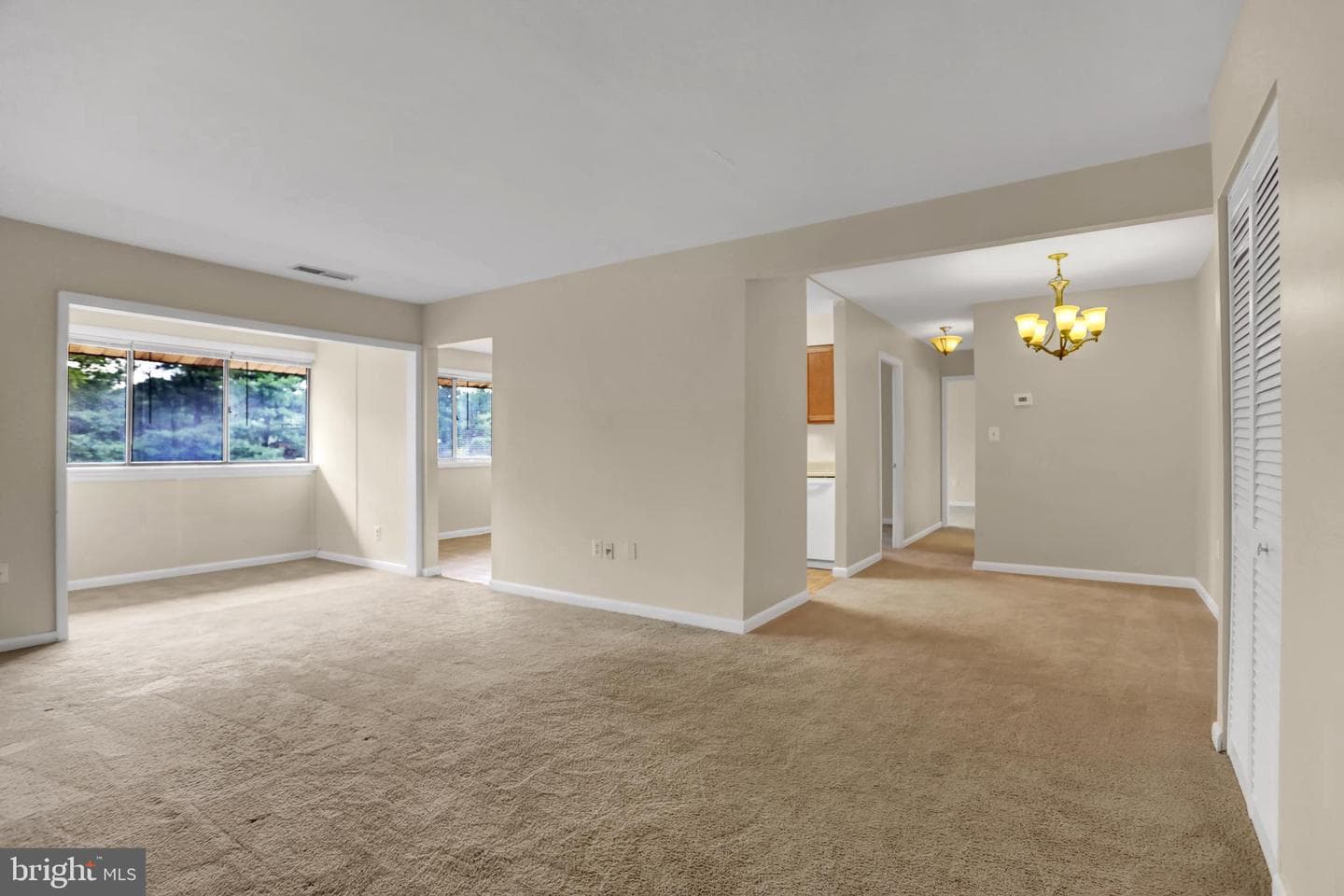 100 Royal Oak Drive #i photo 7