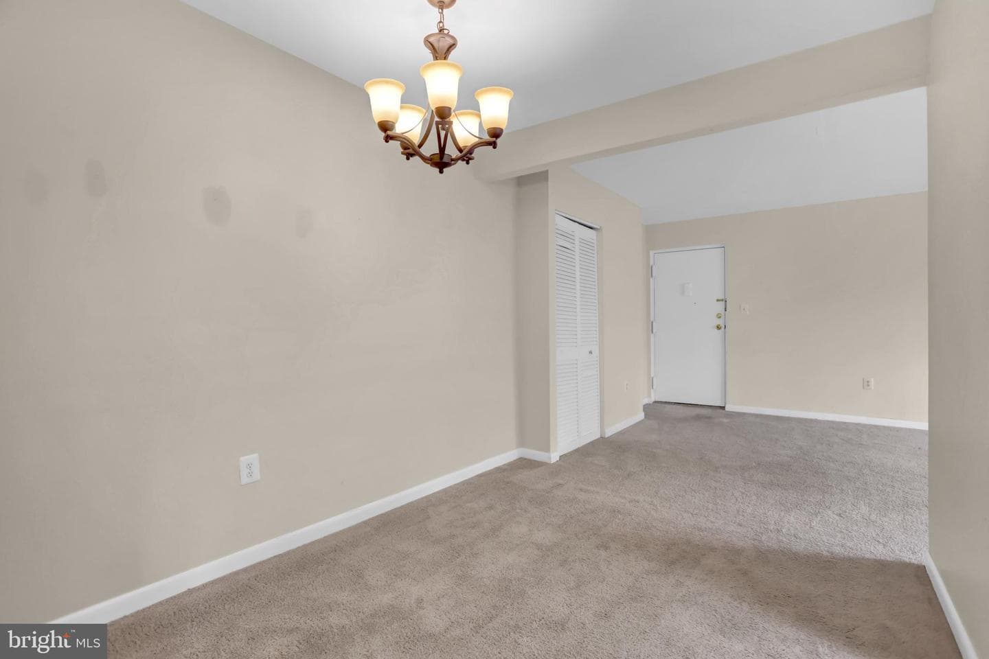 100 Royal Oak Drive #i photo 8