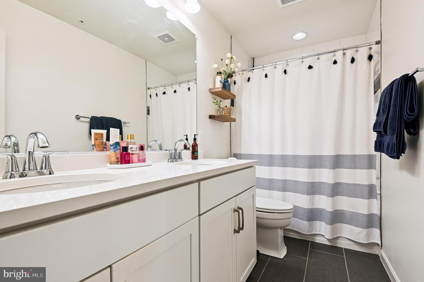 3626 Amber Way photo 25