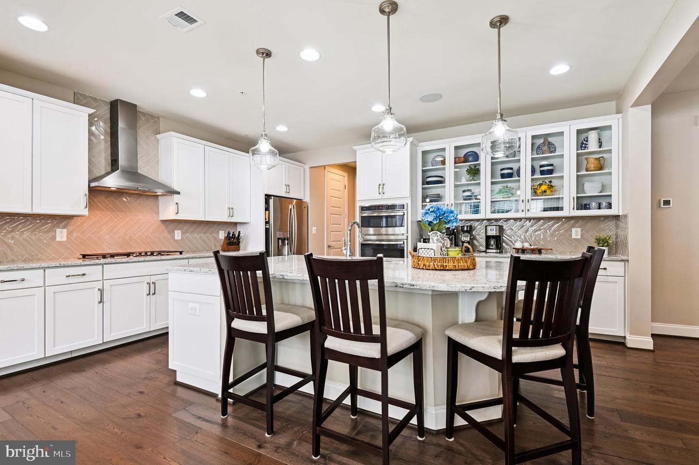 3626 Amber Way photo 8