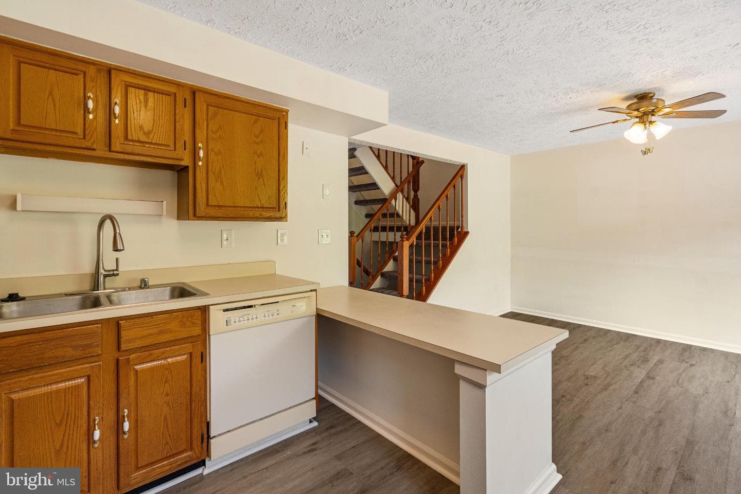 3322 Racoon Court photo 16