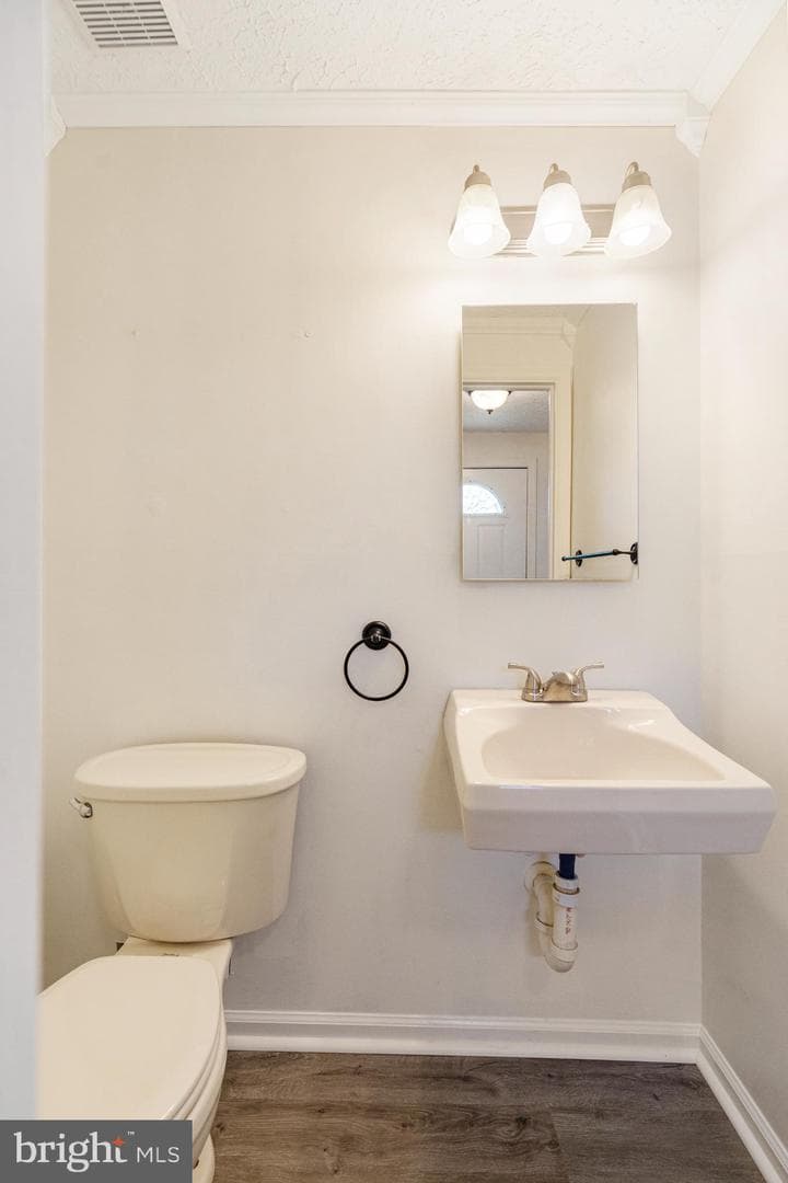 3322 Racoon Court photo 19