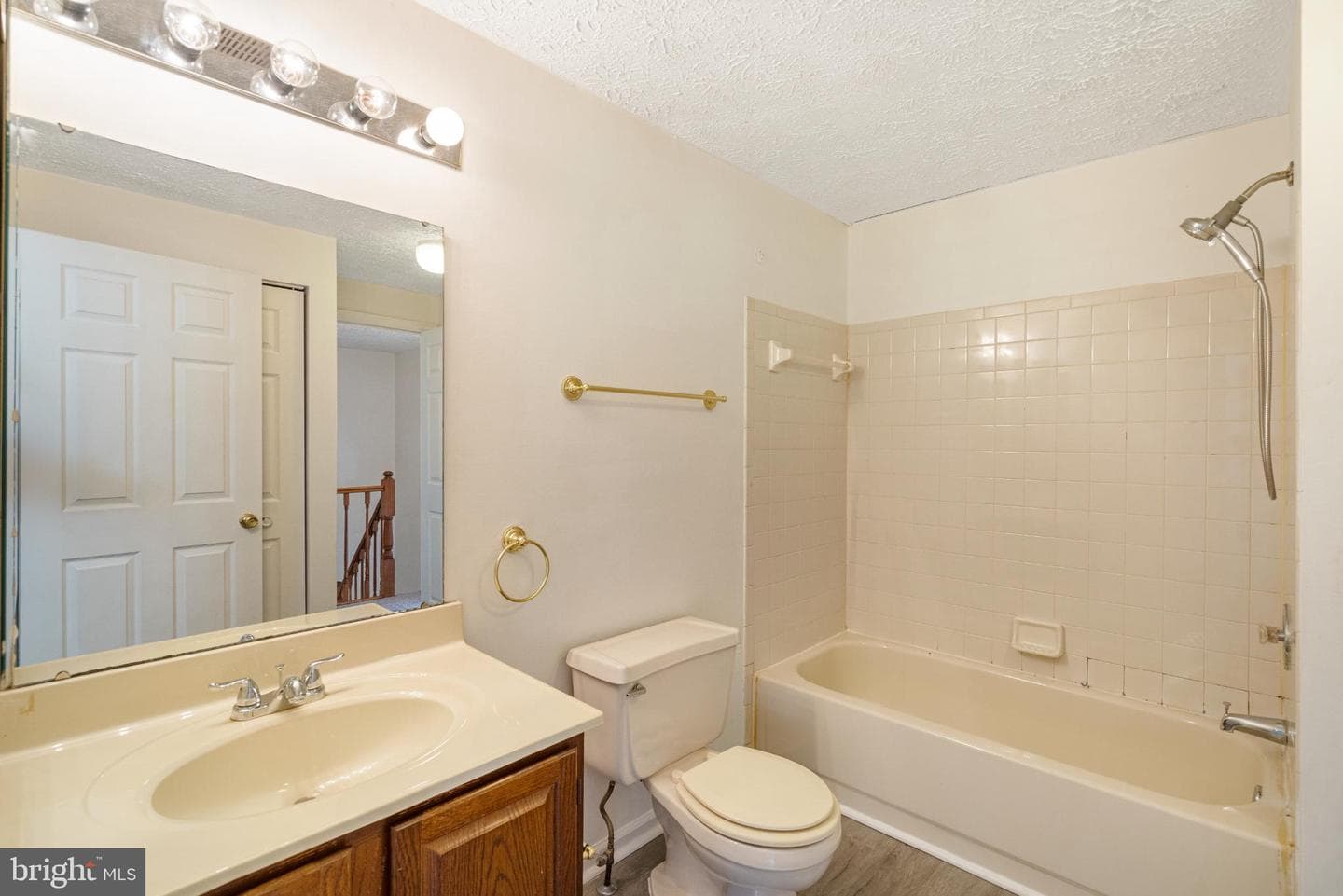 3322 Racoon Court photo 25