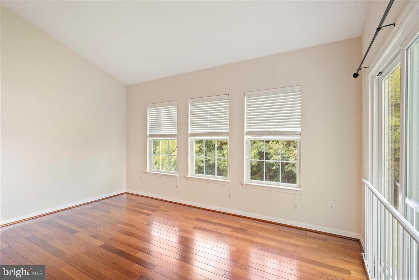 196 Brittany Drive photo 15