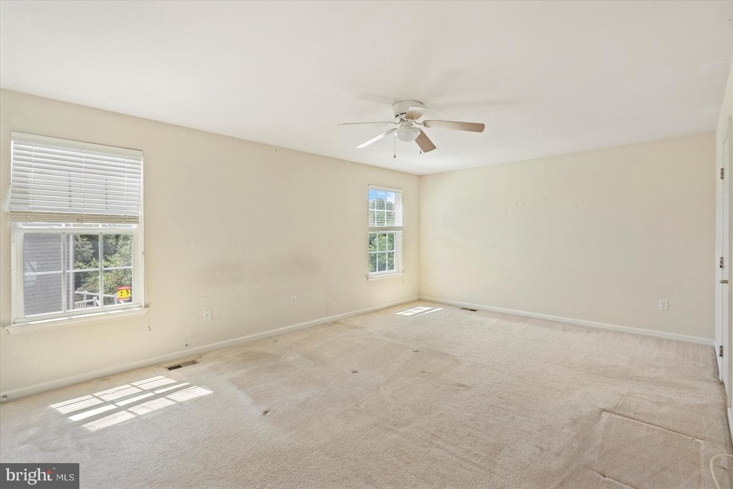 196 Brittany Drive photo 23