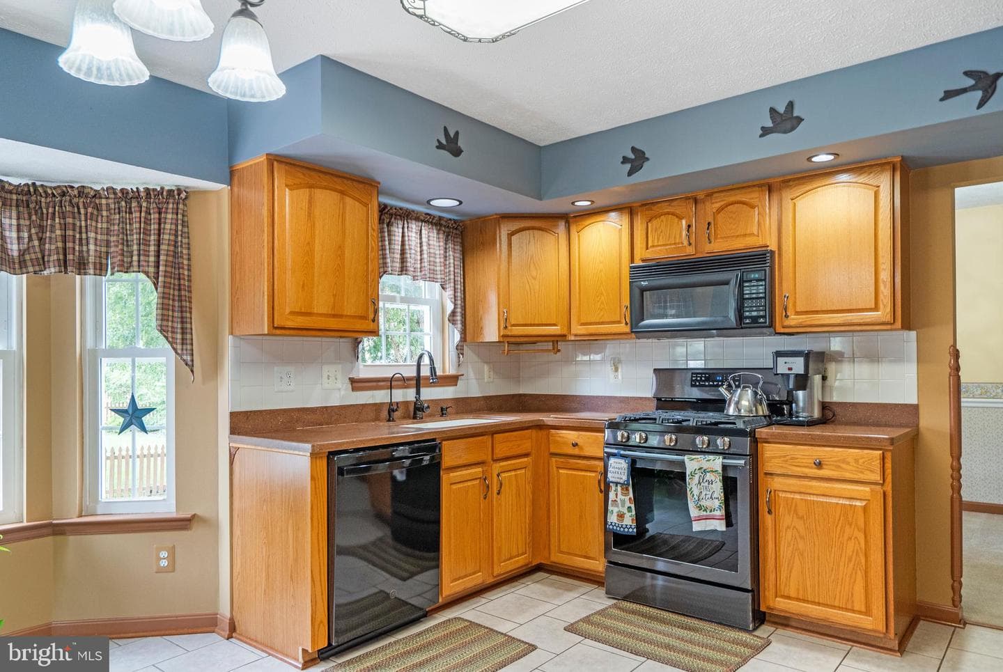 332 Ponfield Road E photo 10