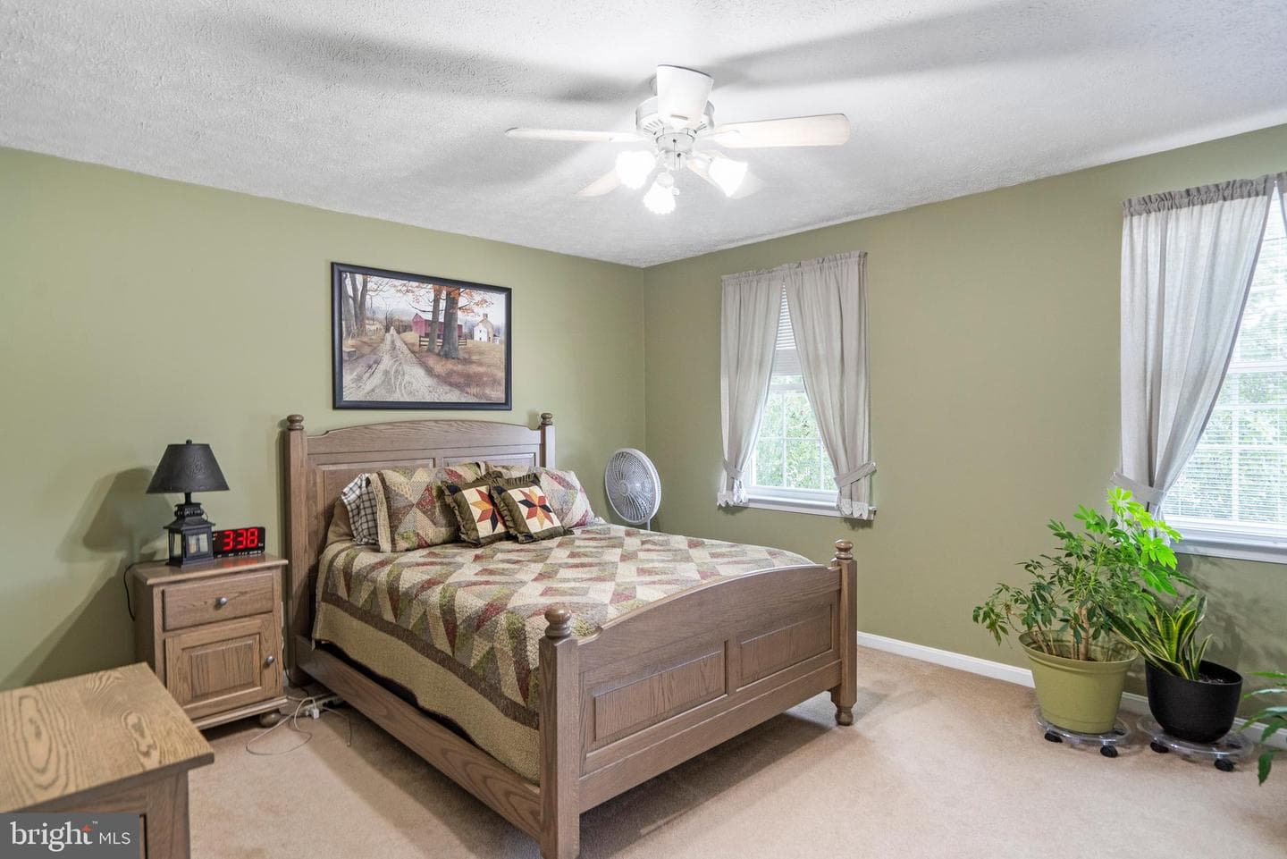 332 Ponfield Road E photo 23