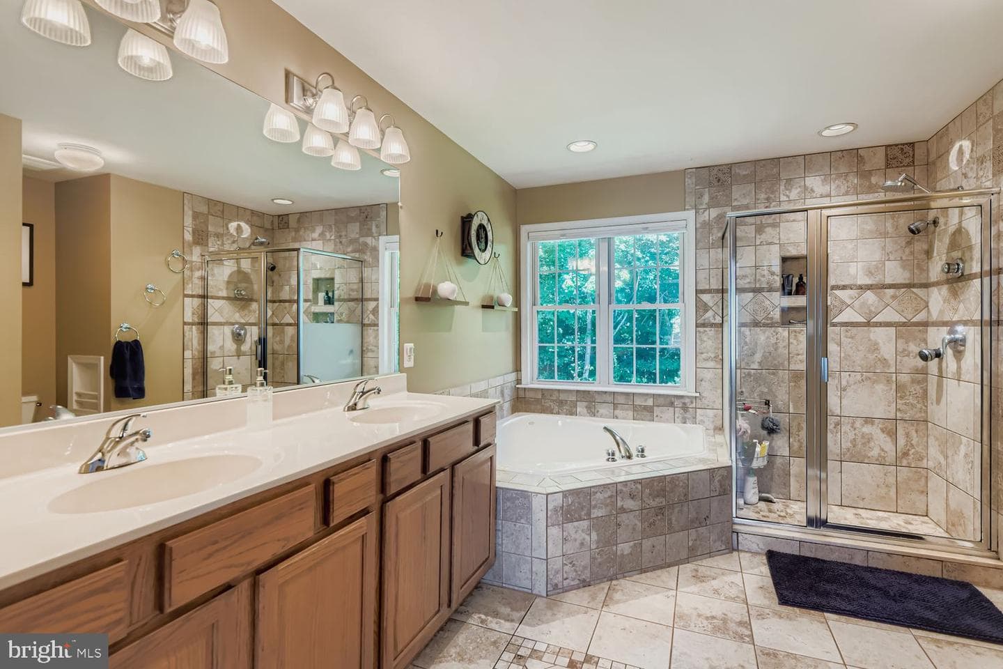4822 Seven Trails Circle photo 16
