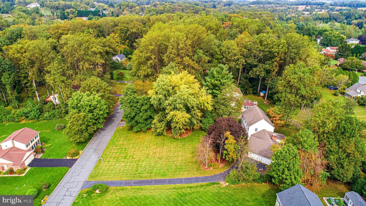 203 Goucher Way photo 8