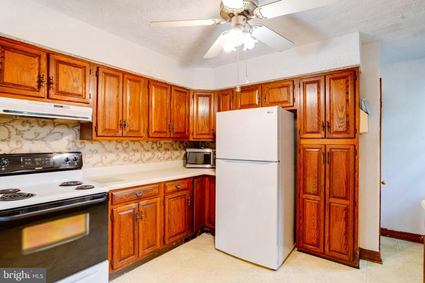 1405 Pomeroy Avenue photo 12