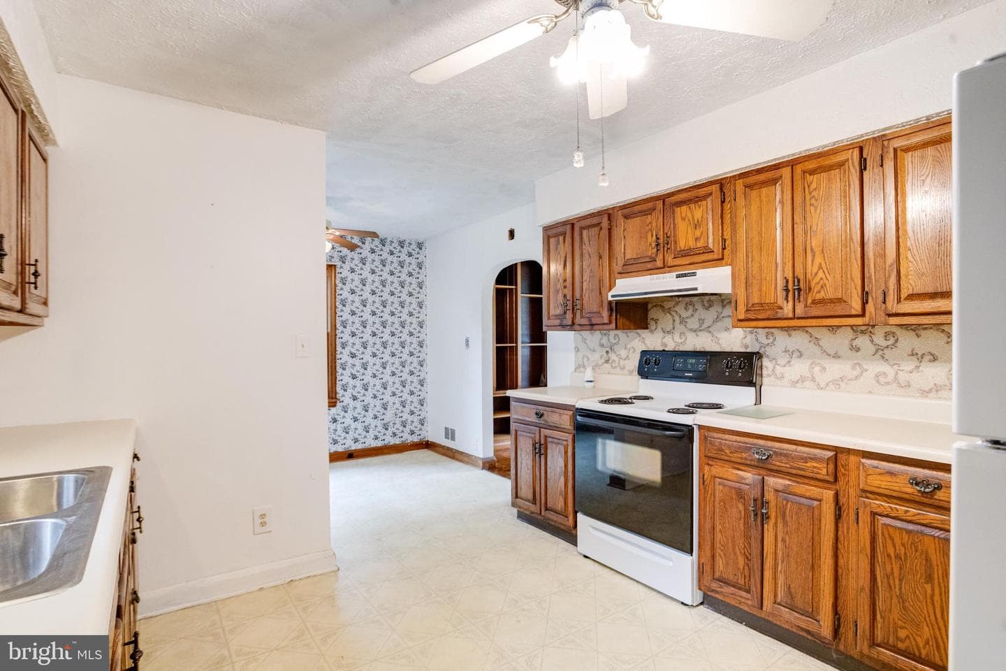 1405 Pomeroy Avenue photo 13