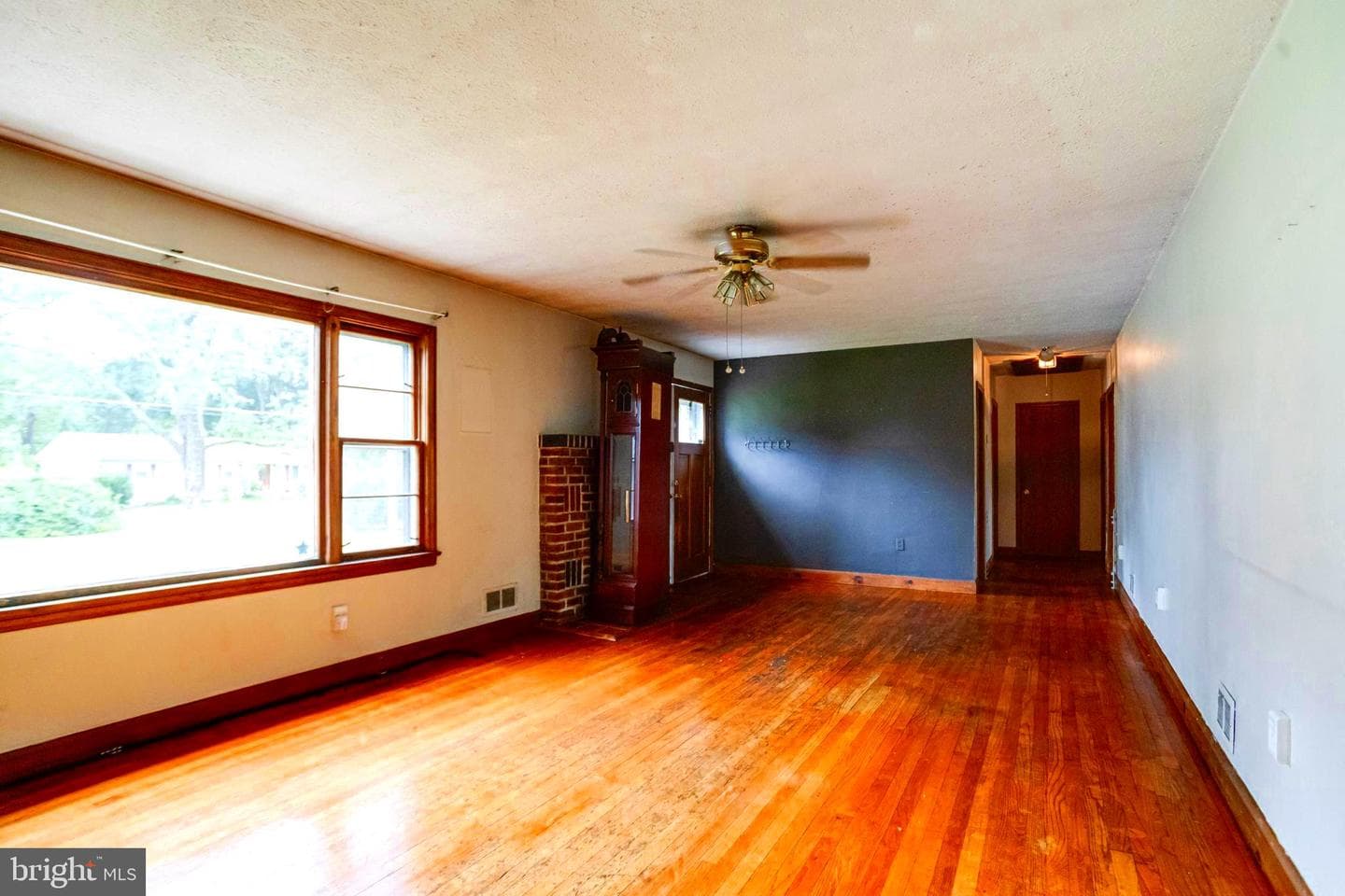1405 Pomeroy Avenue photo 5