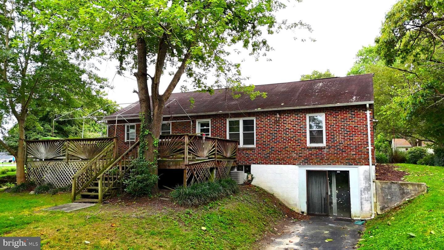 1405 Pomeroy Avenue photo 53