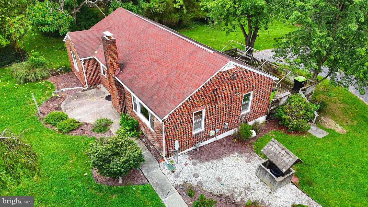 1405 Pomeroy Avenue photo 58