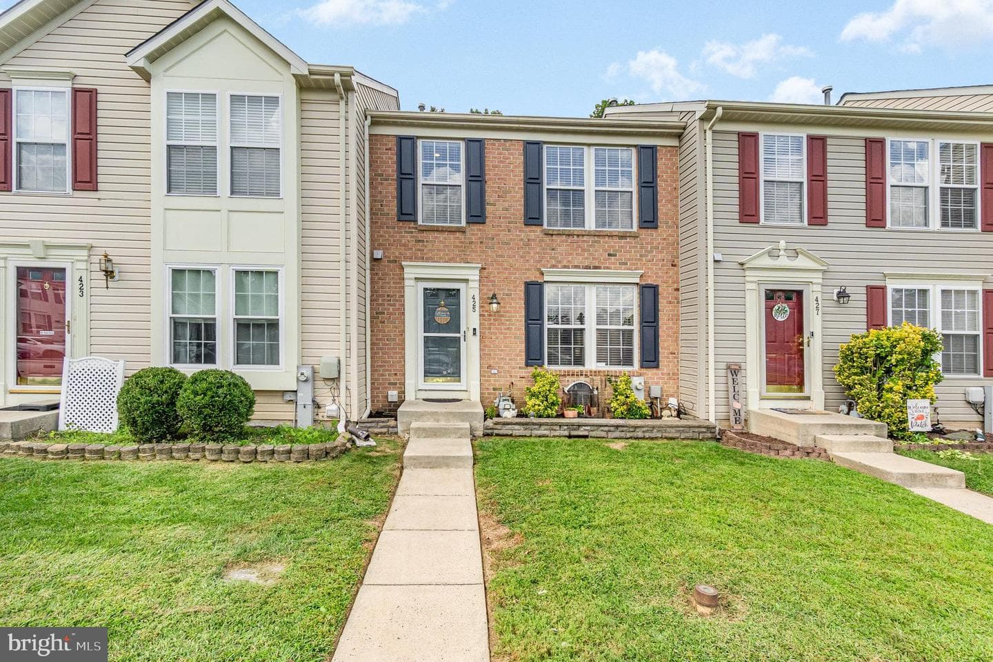 425 Greentree Circle photo 3