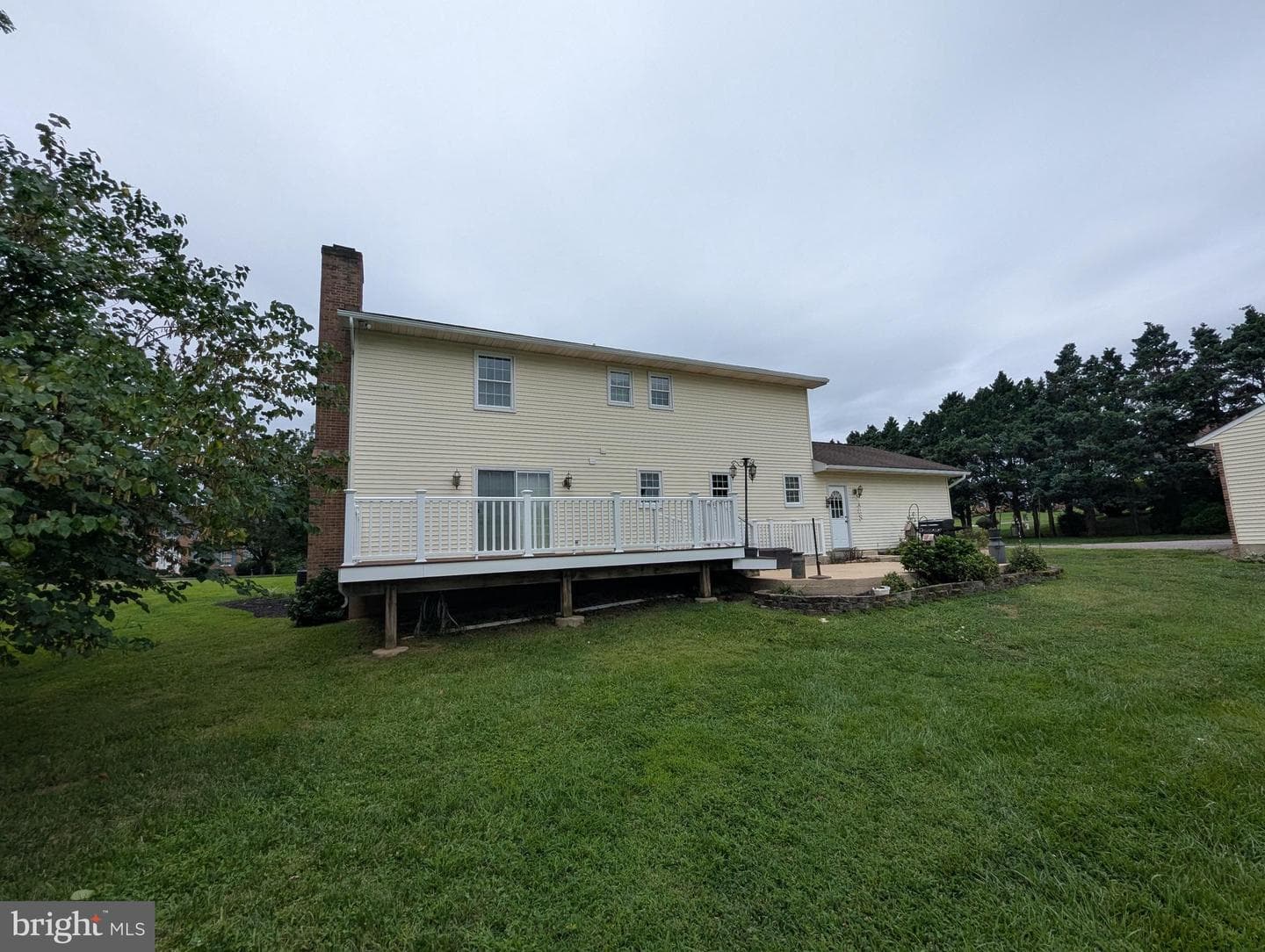 1921 Twin Lakes Drive photo 10